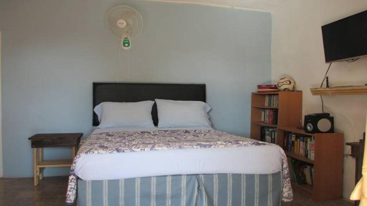 Kingsworth Bed And Breakfast キングストン エクステリア 写真